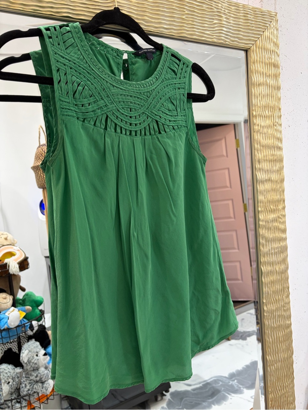 Banana Republic Green Sleeveless Crochet Yoke Camisole